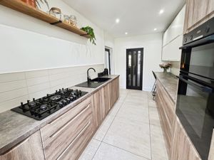 Kitchen- click for photo gallery
